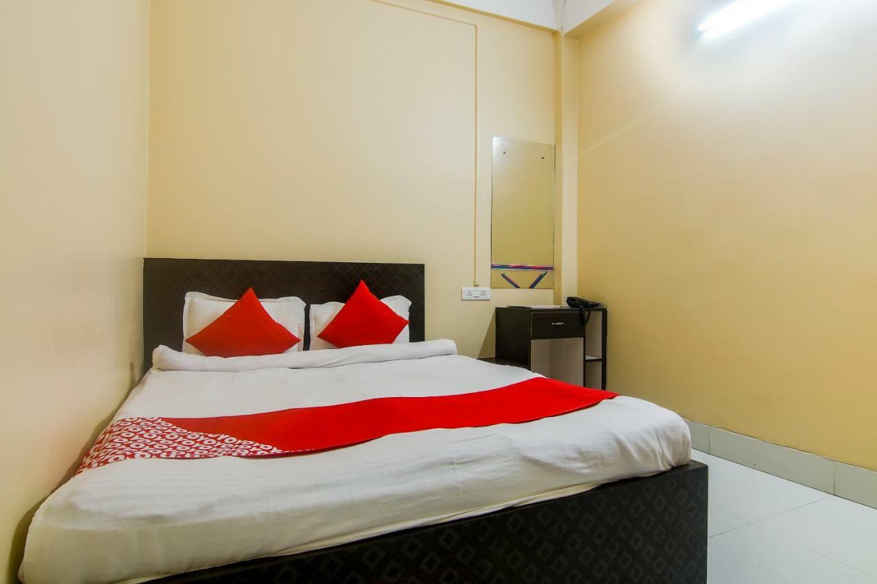 Oyo Dayal Residency Tezpur Exterior photo